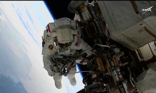 NASA’s 2 stuck astronauts take their first spacewalk together