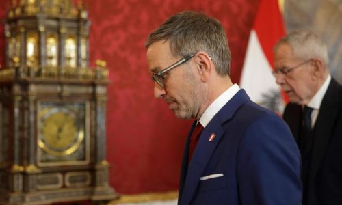 Austrian far right gets mandate to try to lead a government for the first time since World War II