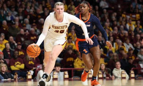 Women’s basketball: Gophers rally past Illini, improve to 15-1