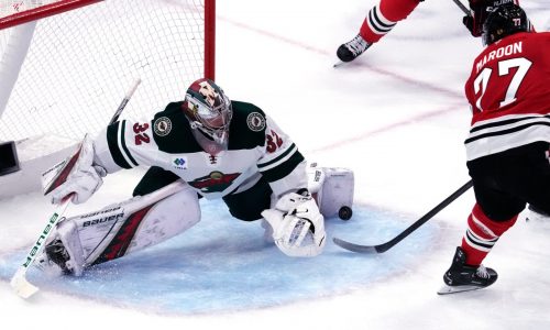 Stifle then survive as Wild get back in the win column at Chicago
