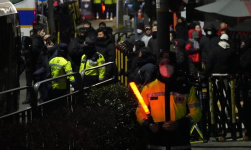 South Korean authorities arrive at residence of impeached president for 2nd attempt to detain him