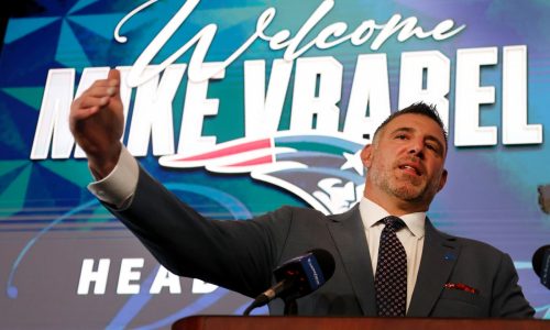 Patriots coach Mike Vrabel hints at front office’s future, Eliot Wolf’s role in press conference