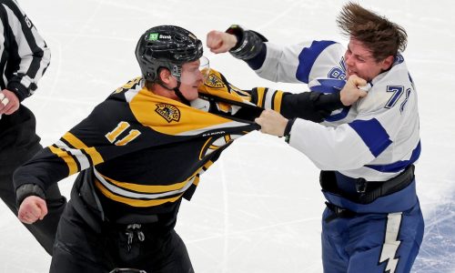 Bruins exact revenge over Tampa, win 6-2