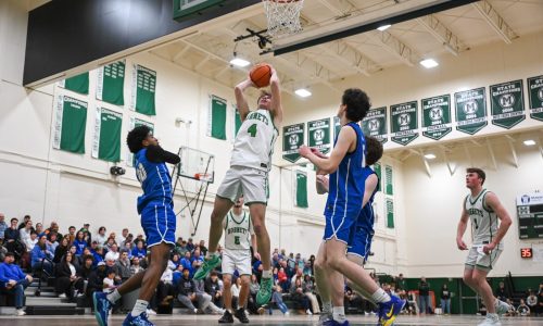 Unbeaten Attleboro’s Houle locks down Mansfield to go 6-0