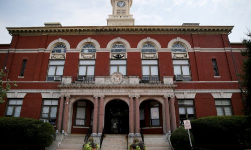 Revere City Council to consider motions related to arrest of illegal immigrant on gun, drug charges