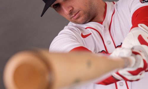 Alex Bregman proud to be a Jewish ballplayer