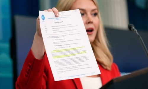 Howie Carr: It’s finally hot for all the hacks