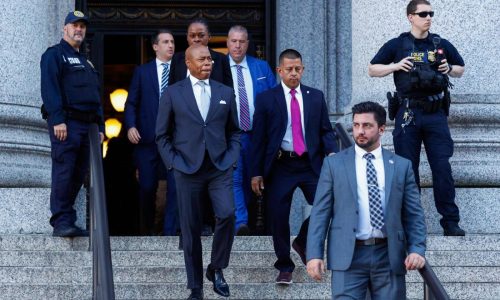 New York mayor vows to regain public’s trust after Justice Department orders halt to prosecution