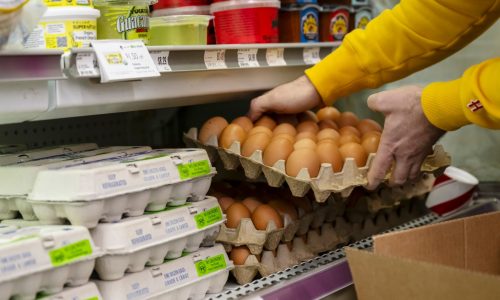 Twin Cities restaurants, retailers, consumers brace for egg prices to keep rising