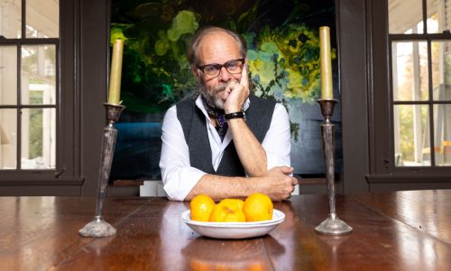 At 62, Alton Brown seeks fresh, creative recipes in life