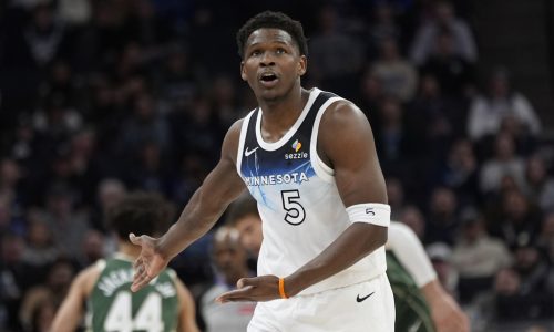 Anthony Edwards runs hot and cold in fourth quarters, and determines Timberwolves’ results in the process
