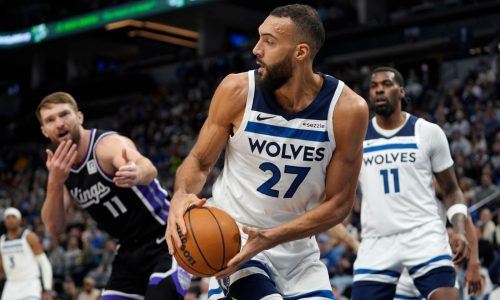 Timberwolves can’t get stops in home loss to Sacramento
