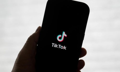 TikTok returns to Apple and Google app stores in the US