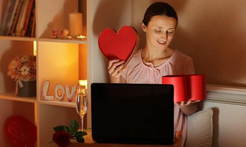 How to plan the perfect long-distance Valentine’s Day date