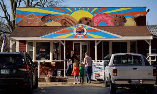New Hampshire bakery owner says he was offended over town’s decision against pastry painting