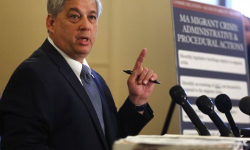 Mass. Senate Republicans, progressive Democrats hammer $425M shelter spending bill