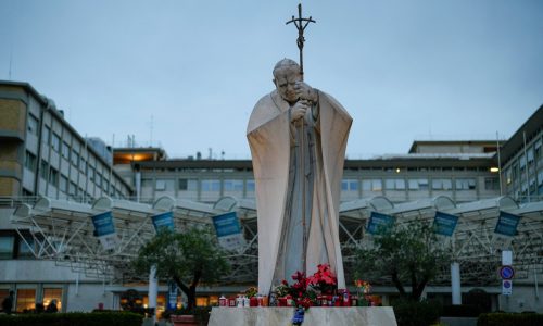 Doctors order ‘absolute rest’ for Pope Francis while he’s being treated for a respiratory infection