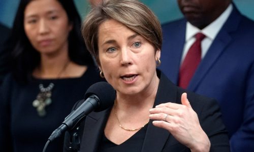 Lucas: An opening for Healey with party in disarray