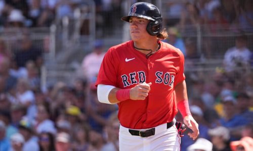 As need for outfield depth increases, non-roster invitees make strong case in 7-3 Red Sox win