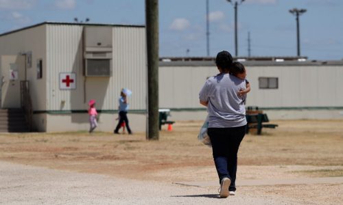 Trump administration resumes detention of immigrant families after Biden-era pause