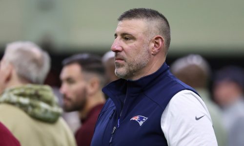 Mike Vrabel details how Patriots plan to approach No. 4 pick in NFL Draft