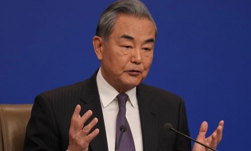 China’s foreign minister criticizes US tariffs and accuses the country of ‘meeting good with evil’