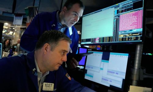 US stocks rally after their sell-off, but not by enough to keep them from a 4th straight losing week