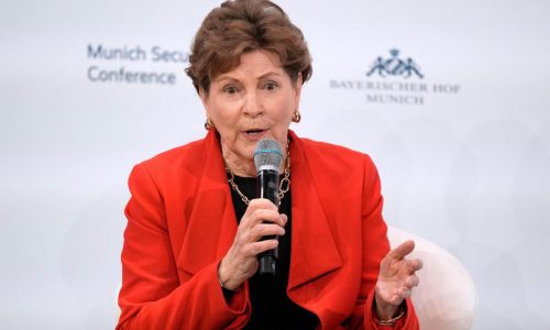 In a blow to Democrats, Sen. Jeanne Shaheen will not seek reelection in New Hampshire