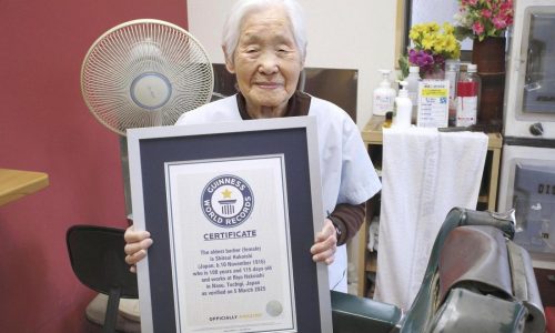 Meet the world’s oldest female barber. A 108-year-old Japanese woman is overjoyed at the recognition