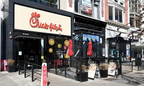 Editorial: Off-duty officer deserves thanks for stepping up at Chick-fil-A