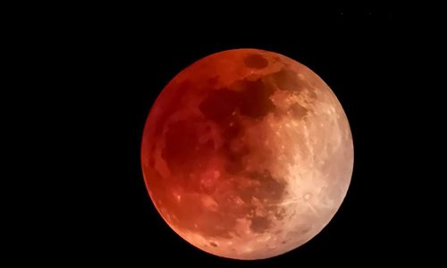 Skywatch: A daylight saving time blood moon