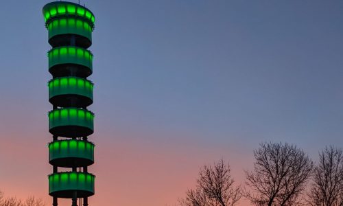 Eagan is aglow again as Sperry Tower returns