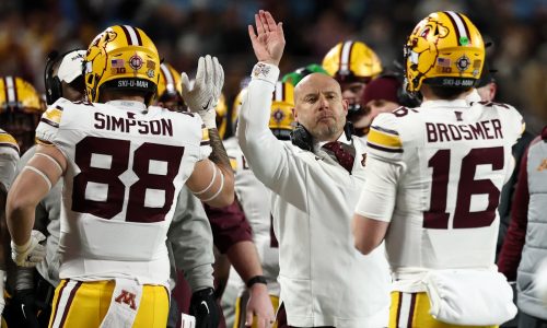 Gophers to open two spring football practices