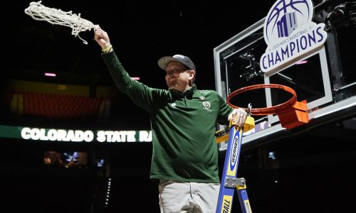 Watch new Gophers coach Niko Medved’s introductory press conference at noon