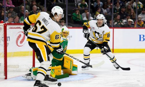 One last head-to-head for old teammates Crosby and Fleury