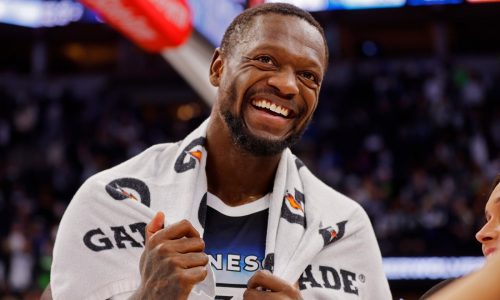 After a month-long absence, Julius Randle returns to Timberwolves lineup Sunday