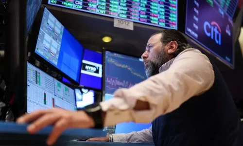 US Stocks Surge on Reports of Softer Trump Tariff Policy