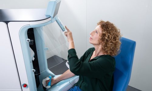 Would you let a robot draw your blood? Health systems trying new device