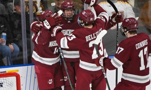 Men’s hockey: UMass rallies to knock Gophers out of NCAA tournament in OT