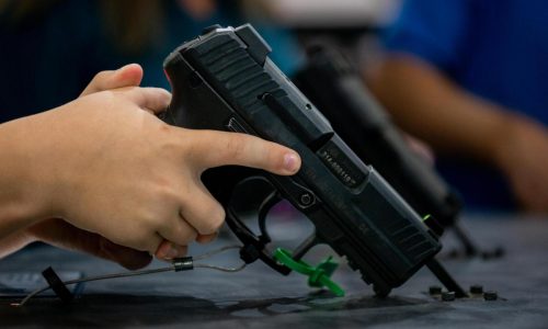 Minnesota gun-carry permit age drops from 21 to 18 after legal challenge