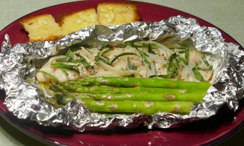 Quick Fix: Poisson en Papillote (Steamed Fish Parcels) with Garlic Bread