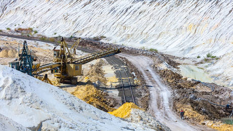 Ukraine publishes memorandum on minerals deal with US