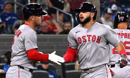Bombs away: Red Sox blast 5 HR, Crochet goes 7 in 10-2 win over Blue Jays