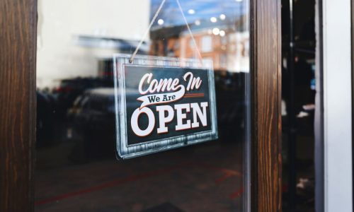 Carlozzi: Small businesses bear brunt of UI crisis in Mass.