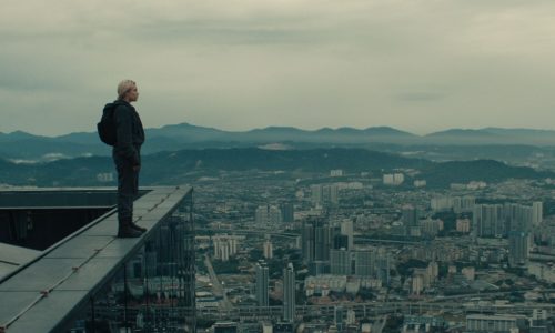 Florence Pugh jumps into ‘Thunderbolts*’ superhero mode