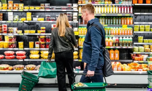 Consumer Spending Holds Firm Amid Tariff Pressures, Bank of America Finds