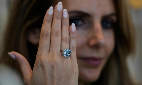 Rare blue diamond shines at a $100 million exhibition in Abu Dhabi