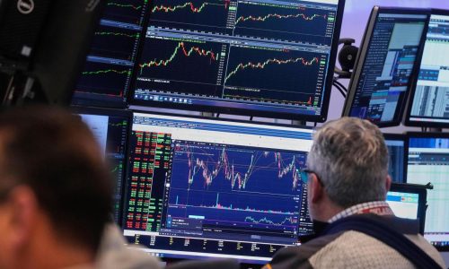 Wall Street slips as trade uncertainty creates fog during busiest earnings week