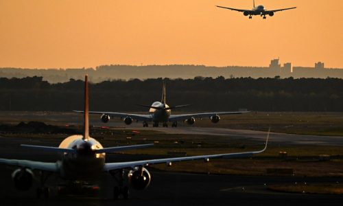 Professional deal finder reveals truth about cheap airfare