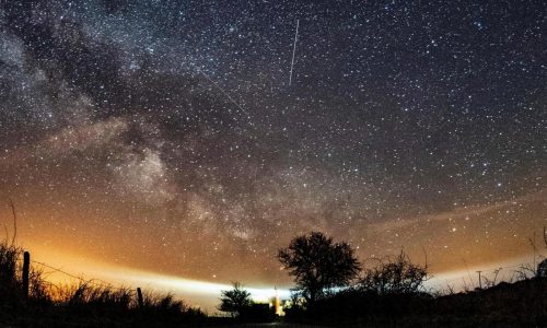 How to catch the shooting stars of spring’s first meteor shower, the Lyrids
